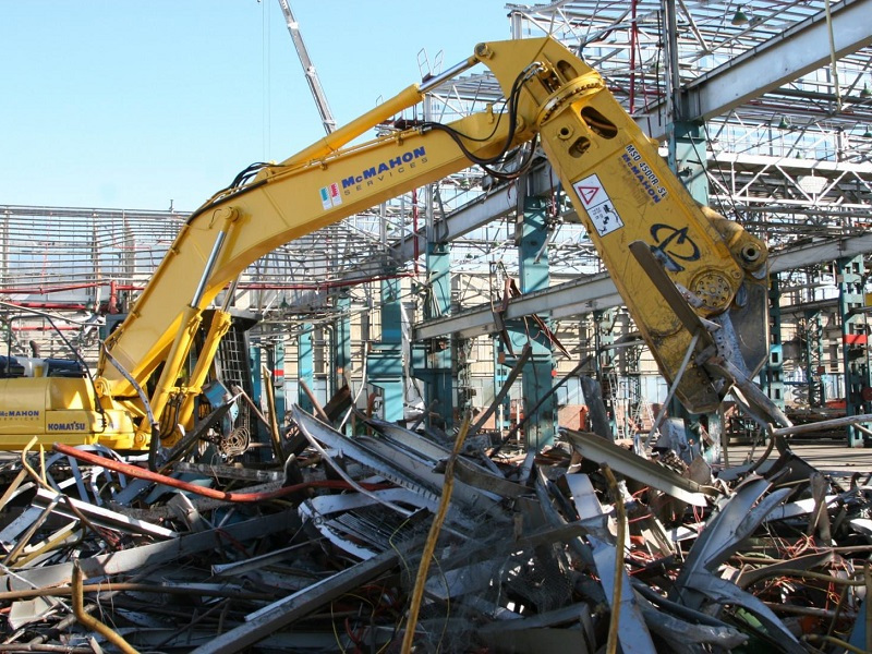 снос здания и вывоз лома 